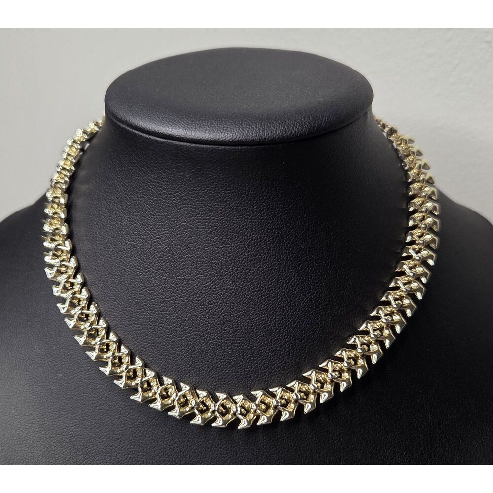 Chevron Link Gold Tone Vintage Necklace